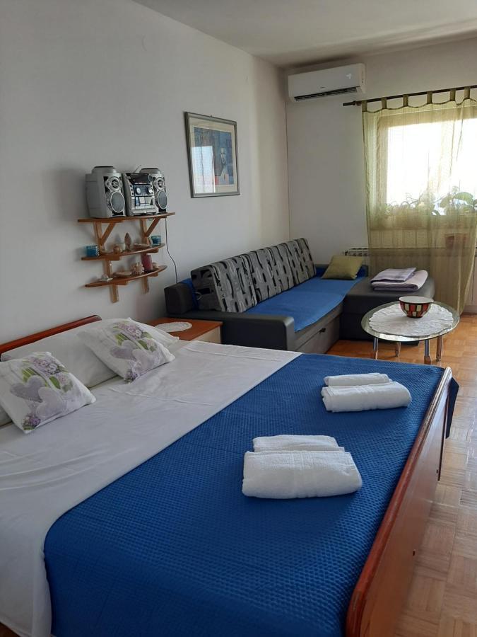 Apartman Ada Senj  Exteriör bild
