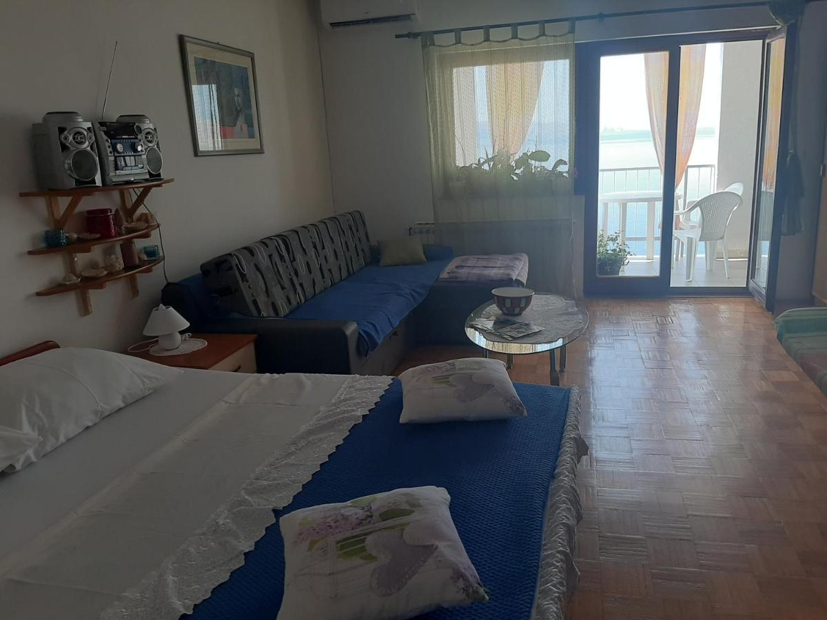 Apartman Ada Senj  Exteriör bild